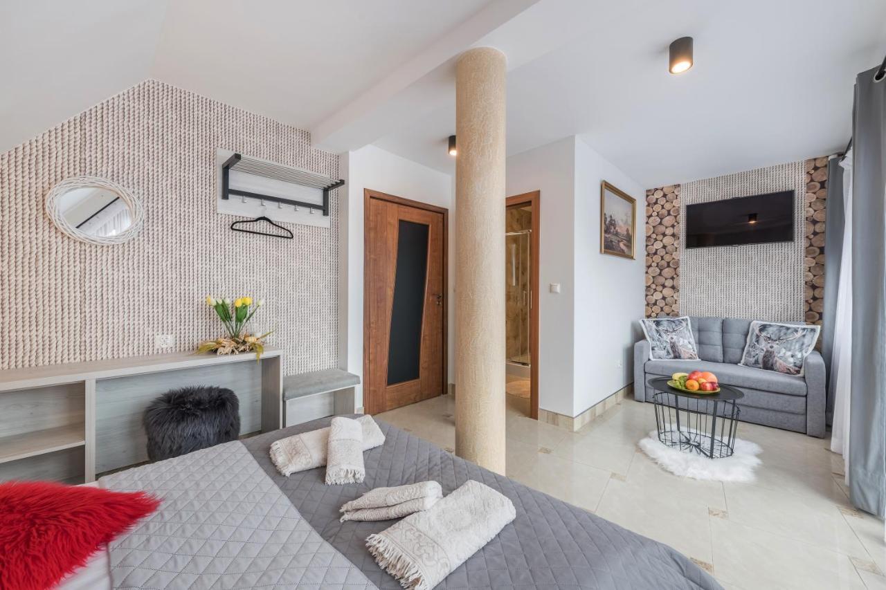 مبيت وإفطار Ostrowsko Bialy Jelen Z Basenem I Jacuzzi المظهر الخارجي الصورة